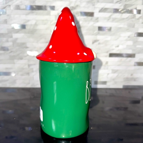 BNWT, Rae Dunn, Christmas candle with gnome topper - Picture 5 of 6